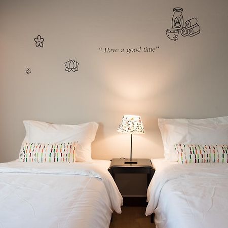 Bed & Body Hostel Bangkok Kültér fotó